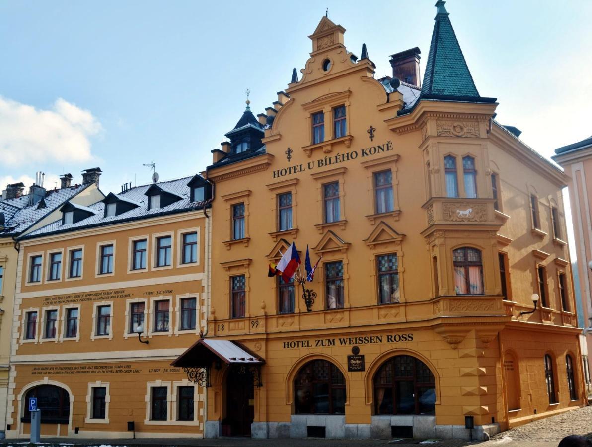 Hotel U Bílého koně Loket Exterior foto